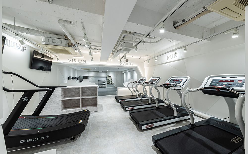 アローズラボ&アローズジム近畿医療専門学校 トレーニング